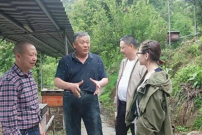 王友明画家、王友明个人简历 王友明画家、王友明个人简历