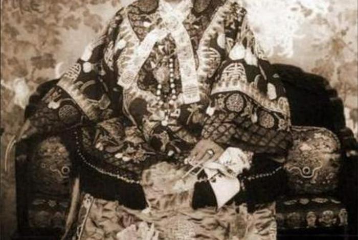 中国历史人物照片女，中国历史人物图片大全人物