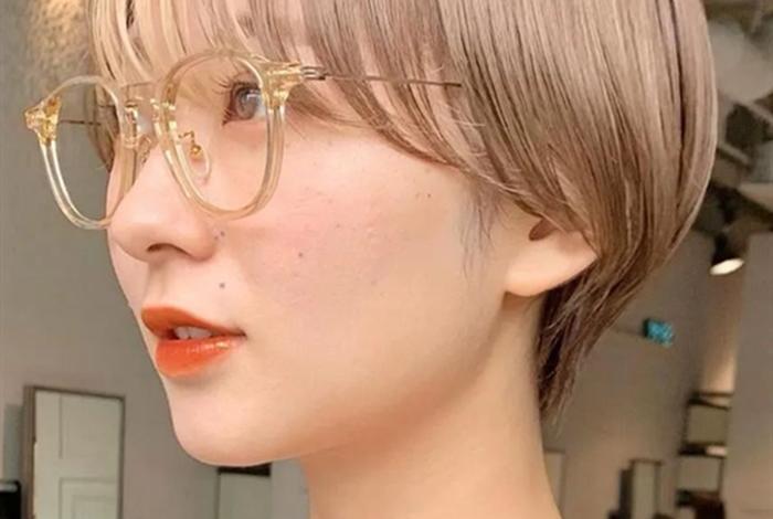 扁头人的发型、扁头人的发型叫什么