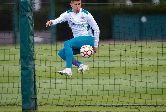 在欧冠中的中国球员(欧冠踢球的中国人) 在欧冠中的中国球员(欧冠踢球的中国人)