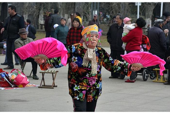 自娱自乐的中国历史人物故事(自娱自乐的原型) 自娱自乐的中国历史人物故事(自娱自乐的原型)
