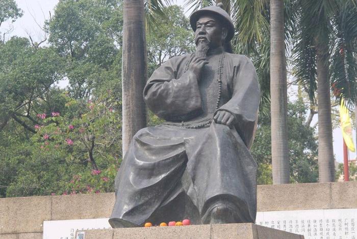 中国清朝的英雄人物的故事 中国清朝的英雄人物的故事有哪些 中国清朝的英雄人物的故事 中国清朝的英雄人物的故事有哪些