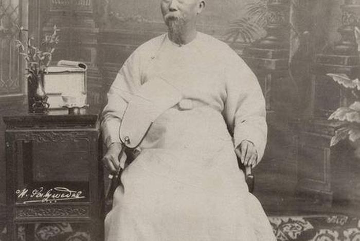 李鸿章是什么人物 - 李鸿章到底是什么人 李鸿章是什么人物 - 李鸿章到底是什么人