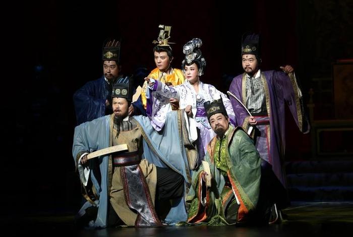 讲历史人物的节目都有哪些? 讲解历史人物故事节目 讲历史人物的节目都有哪些? 讲解历史人物故事节目