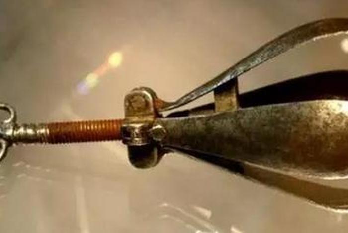 历史上的人棍、人棍是什么刑法 历史上的人棍、人棍是什么刑法