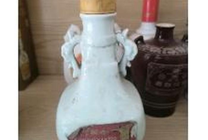 酒瓶古代叫什么;酒瓶别称 酒瓶古代叫什么;酒瓶别称