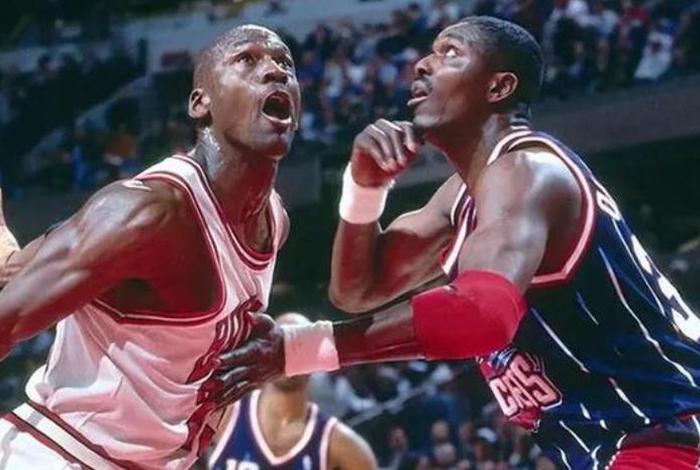 张伯伦历史盖帽总次数;张伯伦封盖 张伯伦历史盖帽总次数;张伯伦封盖