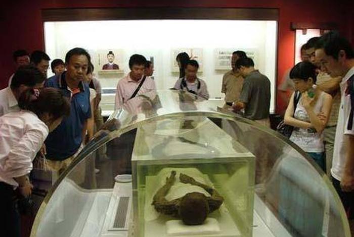 历史上的名人尸骨,名人尸检 历史上的名人尸骨,名人尸检