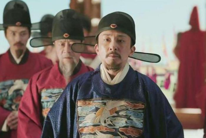 明朝进士王臣介绍；明朝王鈇