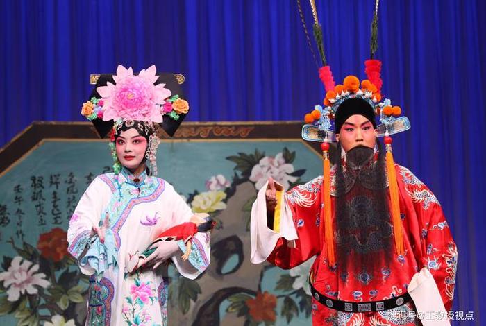 历史人物翻案的戏剧,历史人物翻案的戏剧叫什么 历史人物翻案的戏剧,历史人物翻案的戏剧叫什么