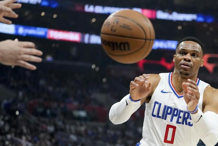 泰伦历史地位 泰伦snl 泰伦历史地位 泰伦snl