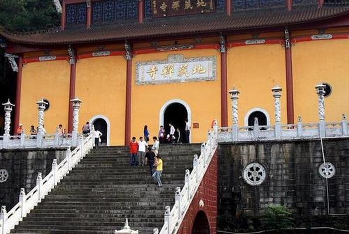 中国古代与佛教有关的故事 - 中国与佛教有关的人物和建筑 中国古代与佛教有关的故事 - 中国与佛教有关的人物和建筑