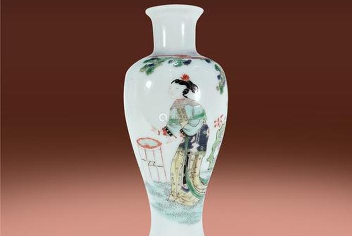 康熙瓷器人物图片、康熙瓷器人物画特点