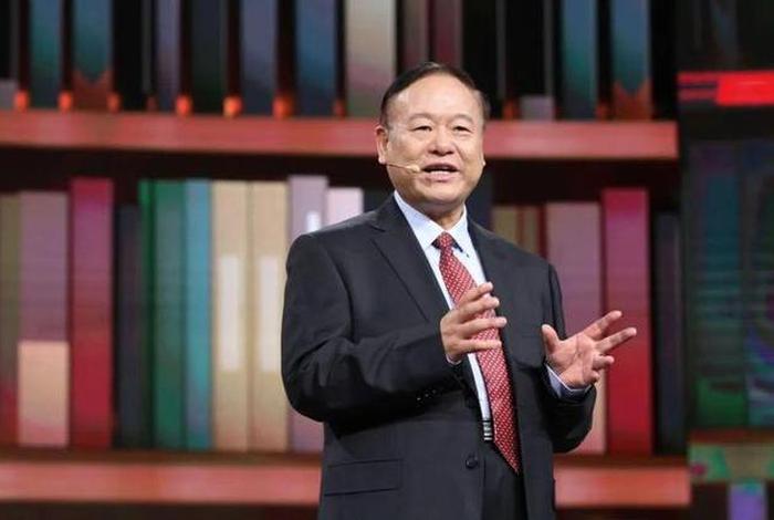 没有出过国的名人 没出过国的人是家里穷吗 没有出过国的名人 没出过国的人是家里穷吗