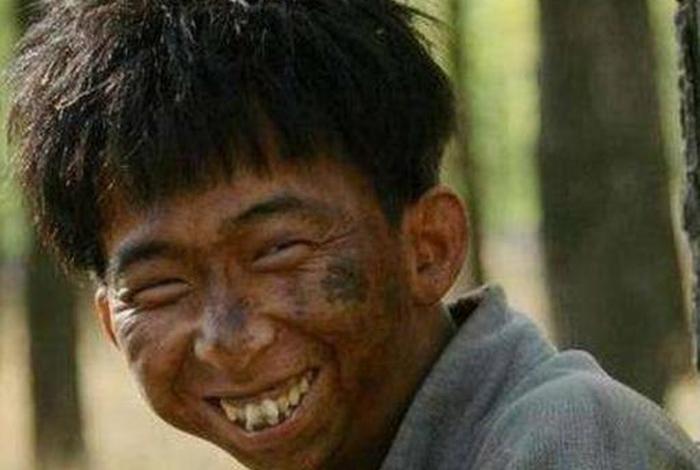 长得丑的名人有哪些、长得丑的名人有哪些名字