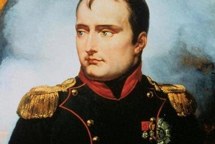 拿破仑是一个怎样的历史人物、拿破仑是一个怎样的历史人物呢 拿破仑是一个怎样的历史人物、拿破仑是一个怎样的历史人物呢