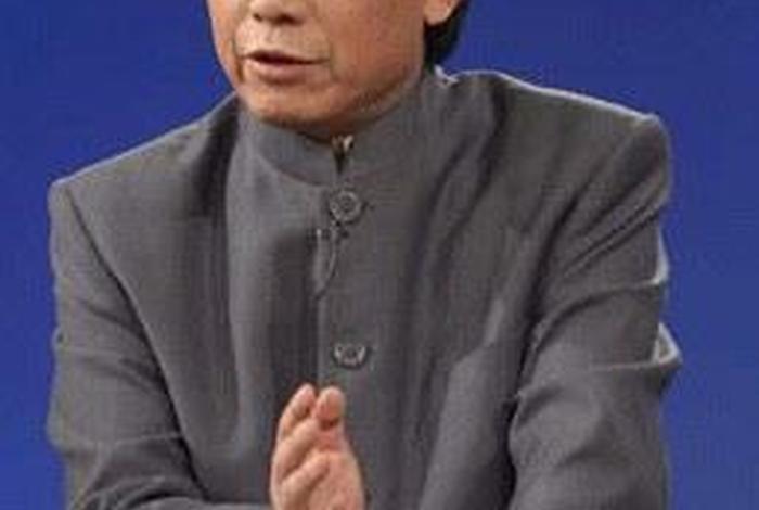 易中天的事迹 易中天逝世 易中天的事迹 易中天逝世