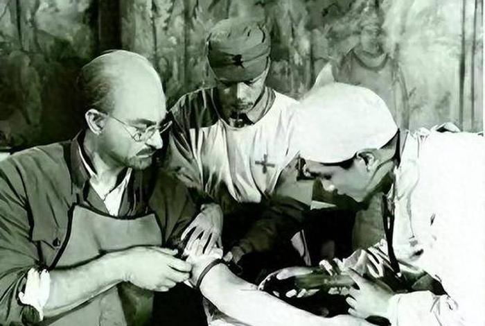 中国历史人物白求恩的故事(白求恩的故事英雄事迹简介) 中国历史人物白求恩的故事(白求恩的故事英雄事迹简介)