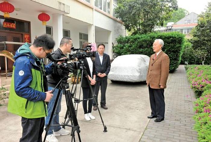 历史人物的真实采访,我想采访一位著名的历史人物 历史人物的真实采访,我想采访一位著名的历史人物