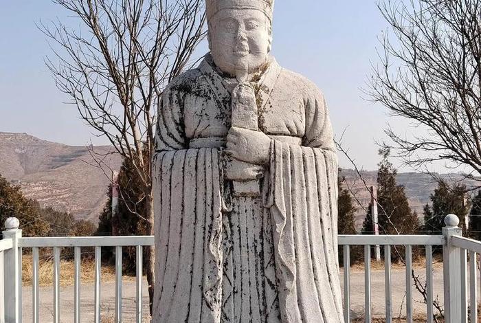 中国古代人物石像;中国古代人物石像有哪些 中国古代人物石像;中国古代人物石像有哪些