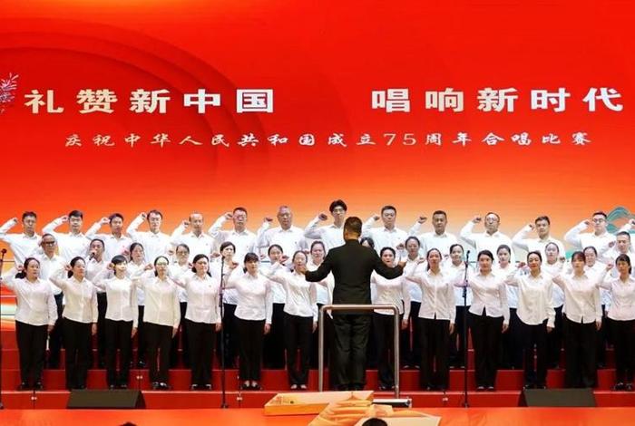 用歌声展现、用歌声塑造形象 用歌声展现、用歌声塑造形象