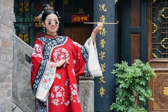 自娱自乐的中国人、自娱自乐的中国人叫什么 自娱自乐的中国人、自娱自乐的中国人叫什么