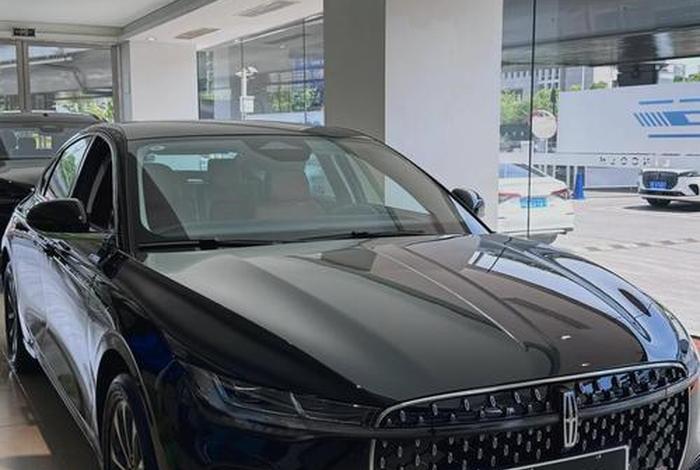 很像林肯的那款车叫啥;跟林肯车型很像的车 很像林肯的那款车叫啥;跟林肯车型很像的车