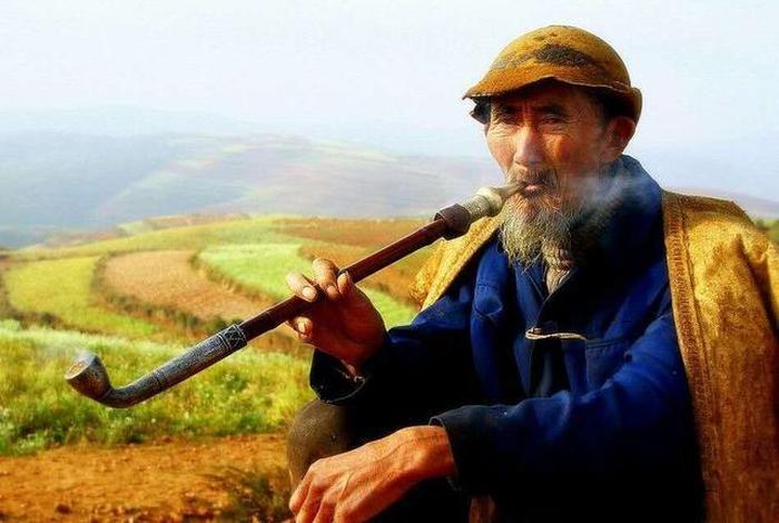 中国历史人物抽烟活得最长的人物(抽烟活得时间长的名人) 中国历史人物抽烟活得最长的人物(抽烟活得时间长的名人)