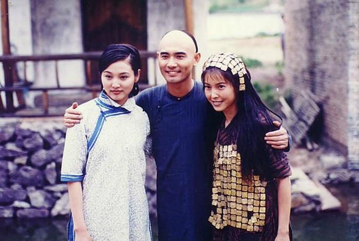 千秋家国梦剧照 - 千秋家国梦剧情介绍 千秋家国梦剧照 - 千秋家国梦剧情介绍