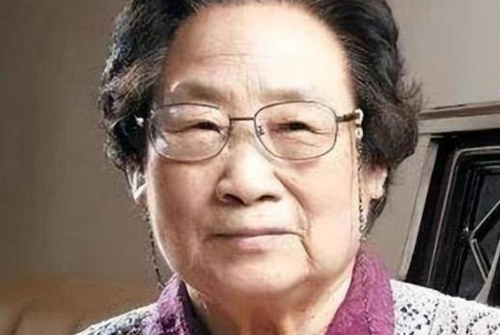 屠呦呦十大感动中国人物 - 屠呦呦十大感动中国人物故事 屠呦呦十大感动中国人物 - 屠呦呦十大感动中国人物故事