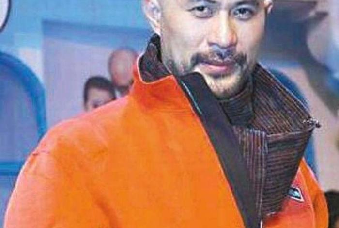 中国光头的名人,有名的光头中国男演员 中国光头的名人,有名的光头中国男演员