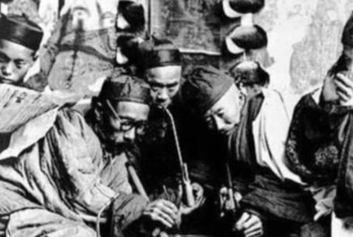 中国历史人物抽烟活得最长的人物(抽烟活得时间长的名人) 中国历史人物抽烟活得最长的人物(抽烟活得时间长的名人)