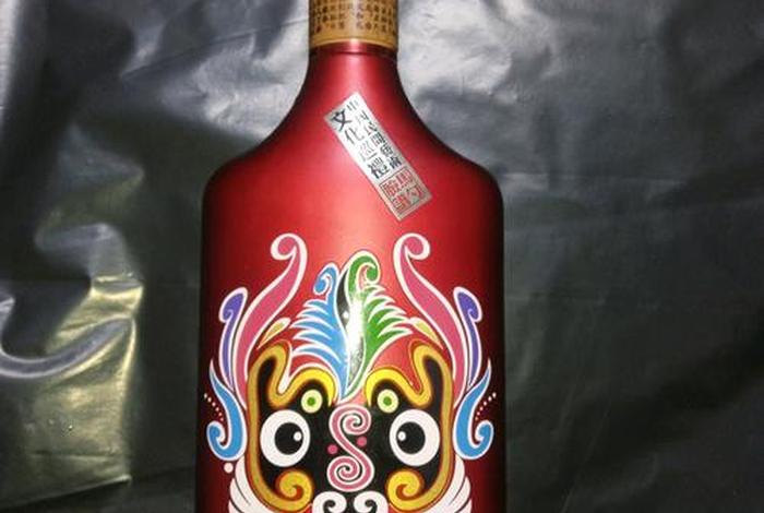 酒瓶上的中国文化 - 中国传统酒瓶 酒瓶上的中国文化 - 中国传统酒瓶