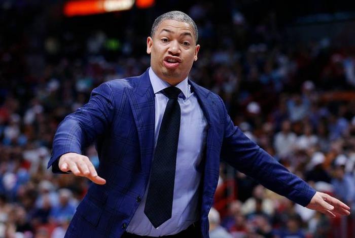 历史泰伦卢,泰伦卢什么时候退役的 历史泰伦卢,泰伦卢什么时候退役的