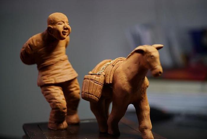 现代人物泥塑(现代人物泥塑素材) 现代人物泥塑(现代人物泥塑素材)