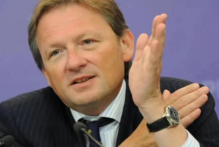 普京像哪个中国历史人物一样;最像普京的人 普京像哪个中国历史人物一样;最像普京的人