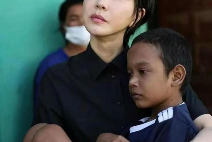 阿斯玛夫人在中国的图片,阿斯玛有孩子吗 阿斯玛夫人在中国的图片,阿斯玛有孩子吗