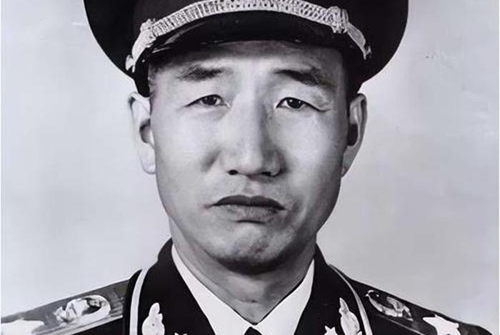 解放战争时期的重要历史人物、解放战争时期的重要历史人物是谁