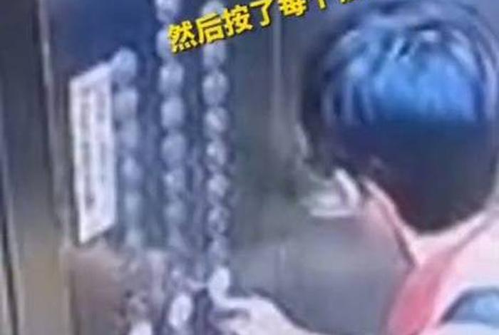 小孩哥走失用教科书式求救、小孩走丢的视频 小孩哥走失用教科书式求救、小孩走丢的视频