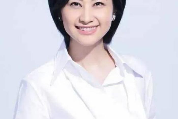 凤凰卫视口述历史主持人 凤凰卫视口述历史主持人有哪些 凤凰卫视口述历史主持人 凤凰卫视口述历史主持人有哪些