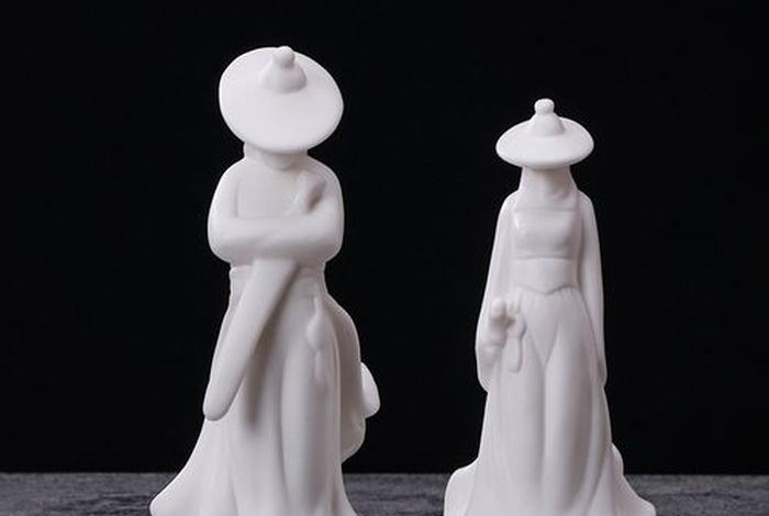 中国人物陶瓷 摆件;精品陶瓷人物摆件 中国人物陶瓷 摆件;精品陶瓷人物摆件