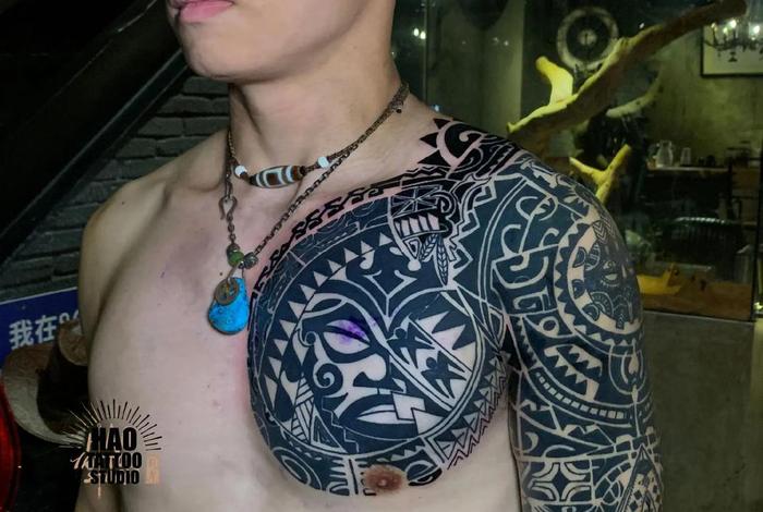 半甲人物纹身图案大全,半甲纹身原图 半甲人物纹身图案大全,半甲纹身原图