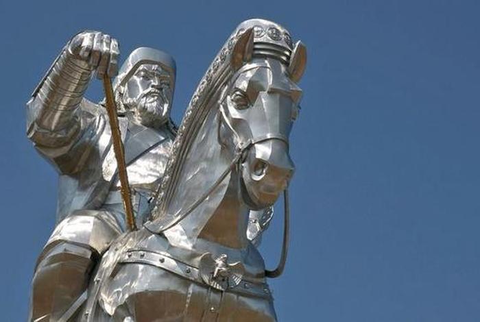 铁木真是中国的吗，铁木真属于中国历史吗