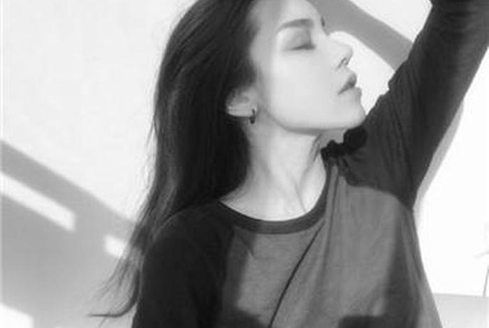 黑白历史人物头像 - 黑白历史人物头像女