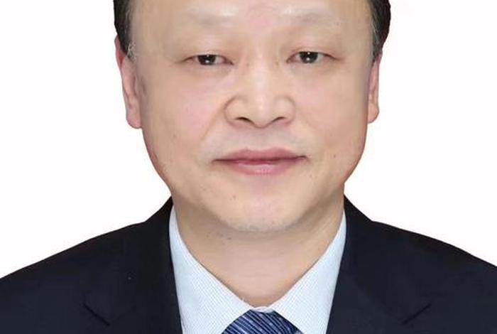 创新中国人物和事迹材料，创新的中国人物事例