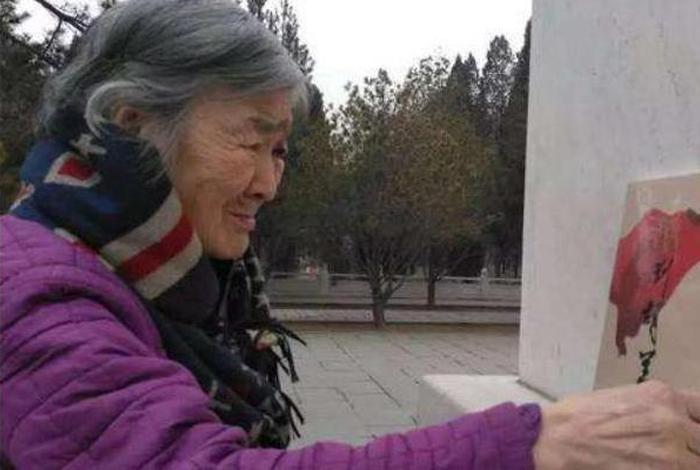 历史人物400字作文，历史人物400字作文刘胡兰的故事