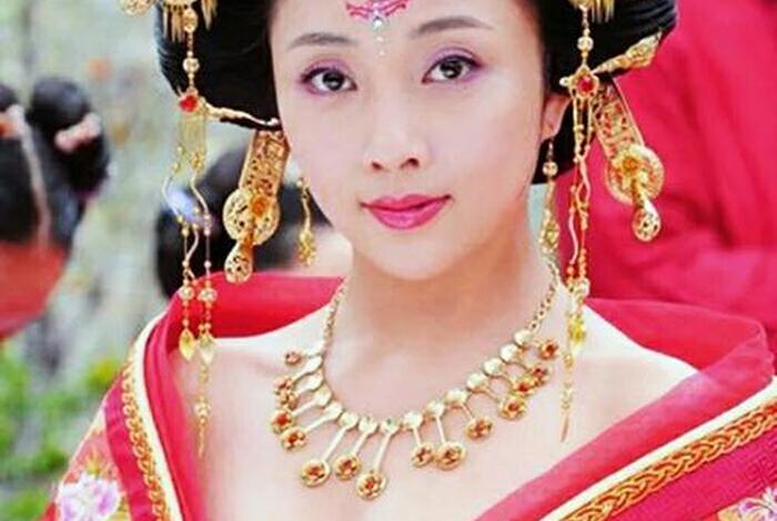 中国历史人物娇小的女性有哪些；中国历史人物娇小的女性有哪些人