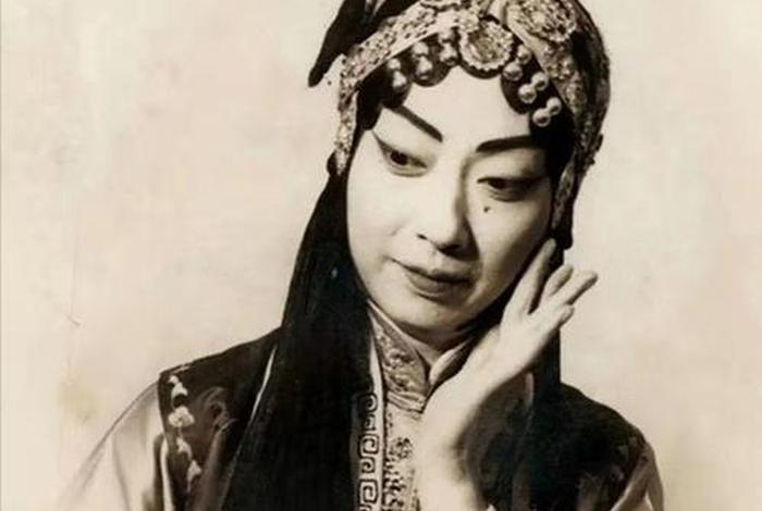 梅兰芳是哪个京剧表演艺术家 梅兰芳是京剧旦角表演艺术家