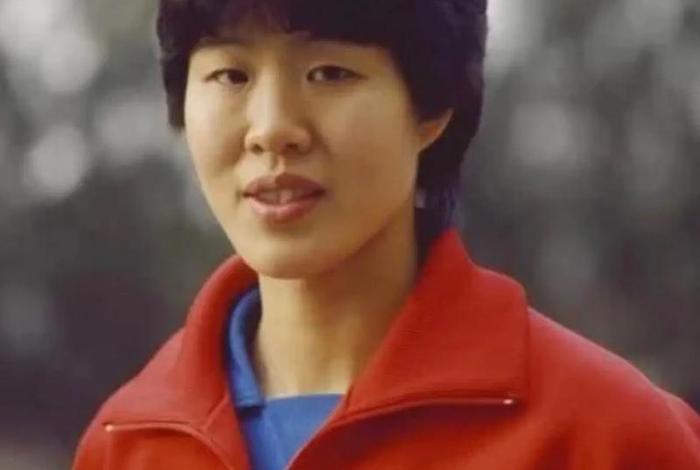 郎平算中国历史人物吗英文怎么说 - 郎平是中国国籍还是美国国籍 郎平算中国历史人物吗英文怎么说 - 郎平是中国国籍还是美国国籍