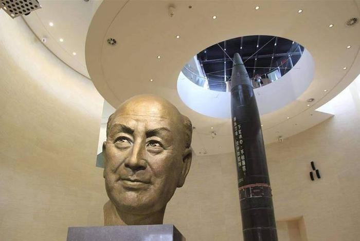 历史人物钱学森的生平事迹PPT,历史人物钱学森的生平事迹ppt 历史人物钱学森的生平事迹PPT,历史人物钱学森的生平事迹ppt